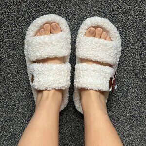 🆕Women's Vanilla-Ice Fuzzy Open-toe Slippers Soft Comfy Foam Indoor House Shoes
